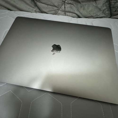 95%新 16" MacBook Pro 2019 (Space grey) i9 16GB Ram  1TB SSD