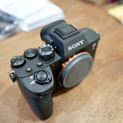 Sony Alpha 7 IV ILCE-7RM4 / A7R4