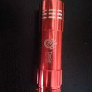 露營強光電筒
