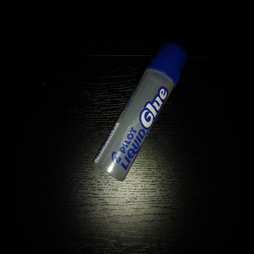 PILOT膠水