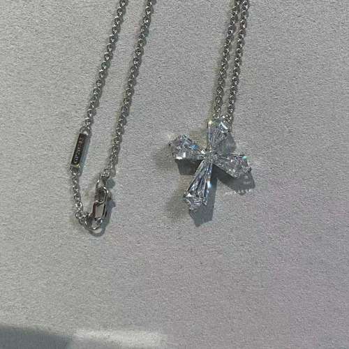 十字架 鑽石項鍊CRISS CROSS GRFF