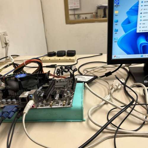 7代G4560 CPU連MSI H110M PRO-YH 8GDDR4 120GB SSD