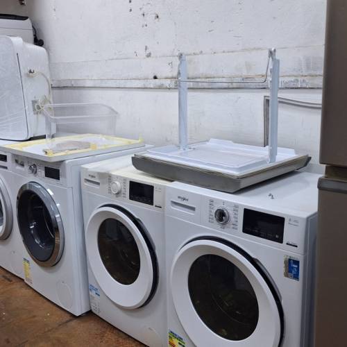 2手9成新雪櫃，洗衣機，凍櫃，冷氣等等