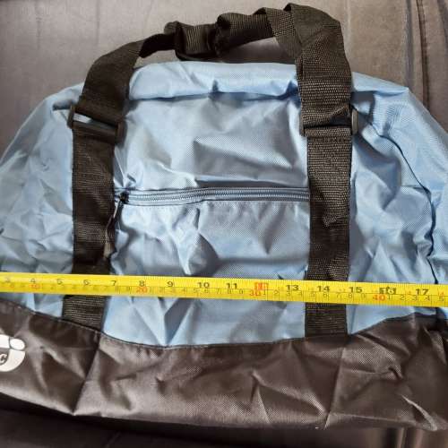 全新淺藍色旅行袋