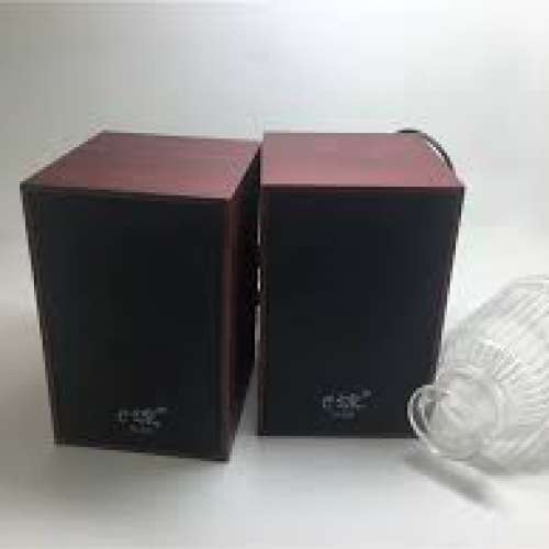 USB取電 3.5MM 插頭  電腦 木皮細音箱 全新