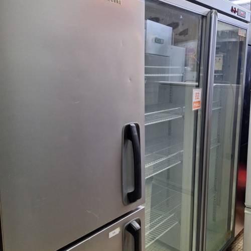 2手9成新雪櫃，洗衣機，冷氣，凍櫃等等！歡迎查詢