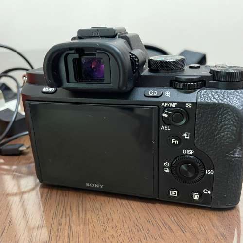 SONY A7 II 有盒有單, 香港行貨過保