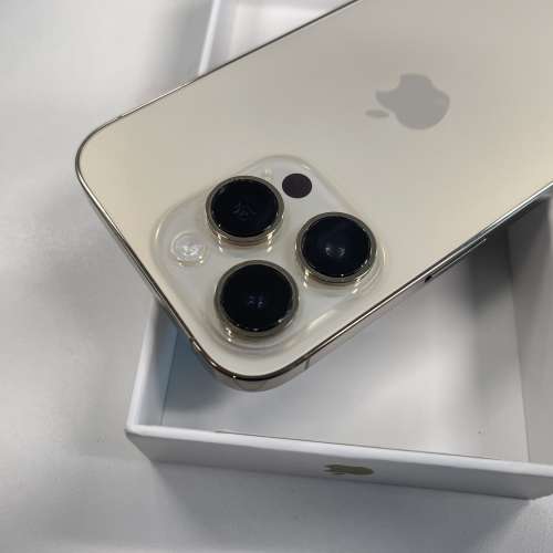 觀塘/啟德MTR交收 iPhone 14 Pro 128GB 黑色 95%新 送casetify殼