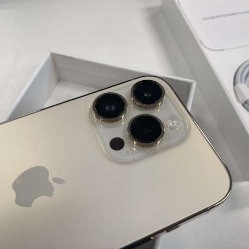 觀塘/啟德MTR交收 iPhone 14 Pro 128GB 黑色 95%新 送casetify殼