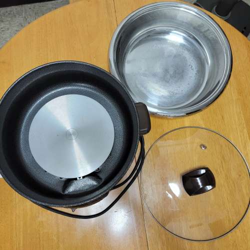 Famous 4.5公升 Litre 多功能電熱煱 Multi-function Cooker