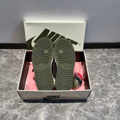 Travis Scott x Jordan Air Jordan 1 Low “Medium Olive”联名款 倒钩5.0 黑绿休闲...