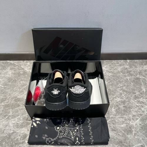 Travis Scott x Air Jordan 1 Low OG“Black/Phantom”黑武士 倒钩4.0 黑色❤️板鞋