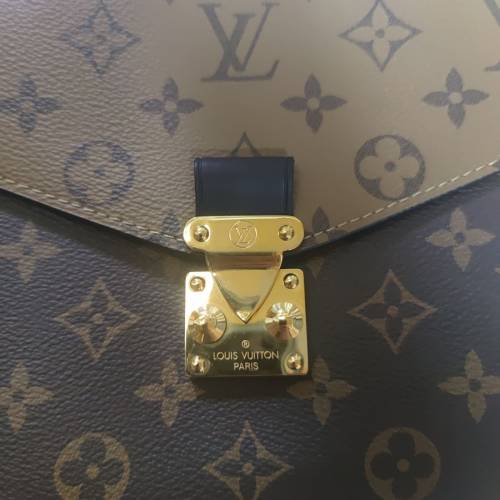 Louis Vuitton Pochette M&eacute;tisse