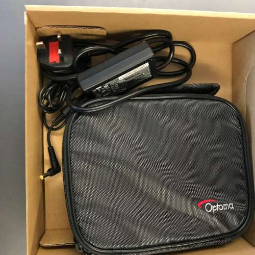 全新Optoma 微型短焦LED投影機 ML750ST