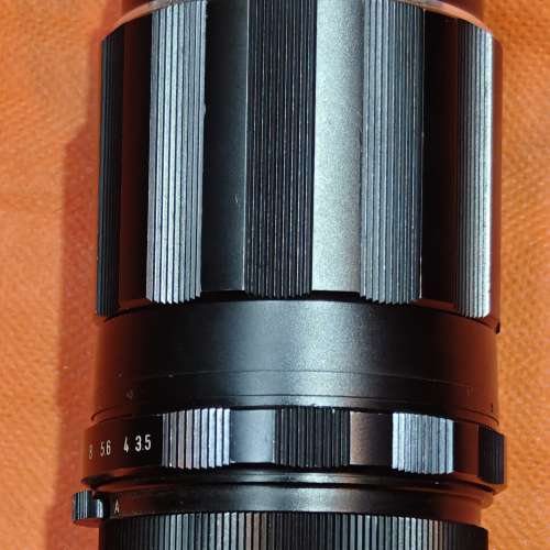 Pentax 135/3.5 Super Takumar M42