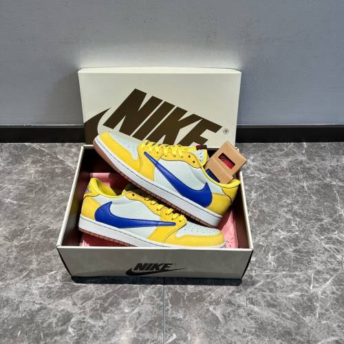 Travis Scott x Jordan Air Jordan 1 Low OG Ganary Yellow 联名款板鞋