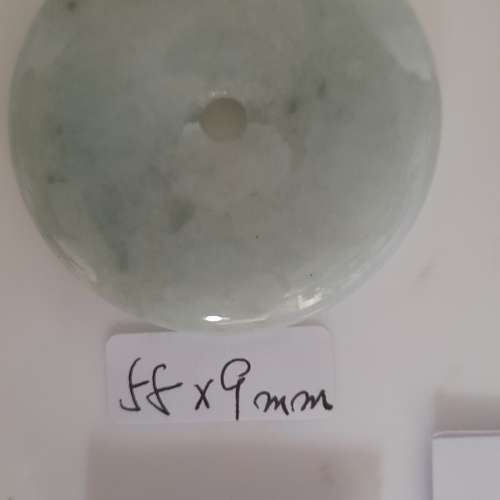 翡翠A玉平安扣，每個250元，兩個起八折，全部六個七折。no.19.7.24