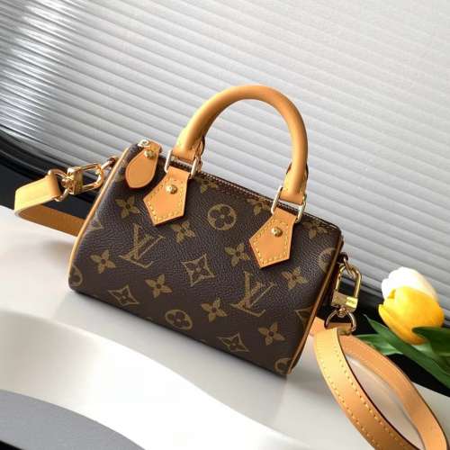 LV M81085 NANO SPEEDY 手袋 路易威登经典 Speedy 手袋