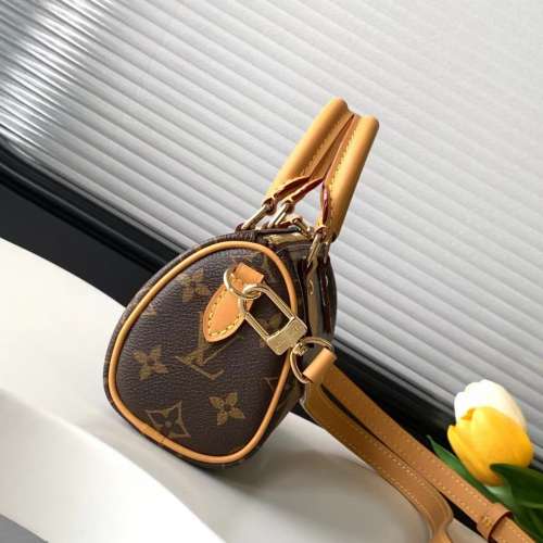 LV M81085 NANO SPEEDY 手袋 路易威登经典 Speedy 手袋