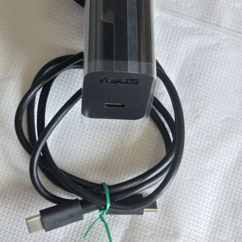 ASUS快充叉器 type C  30w 火牛