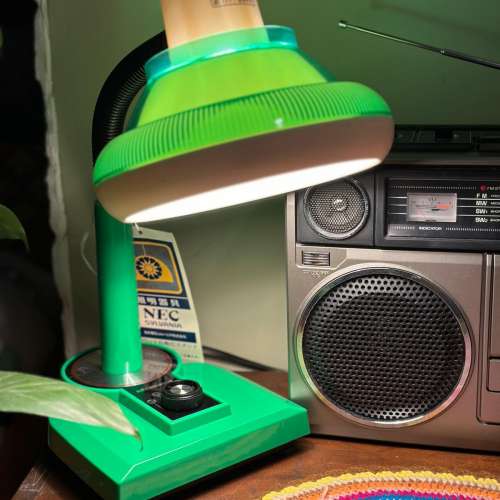 出售 昭和時期 vintage 99.9新NEC座枱燈一箋，100%正常，非常靚仔,款式經典，有意請...