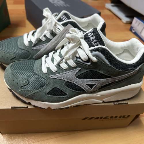 Mizuno RB-LINE . SKY MEDAL US 8.5