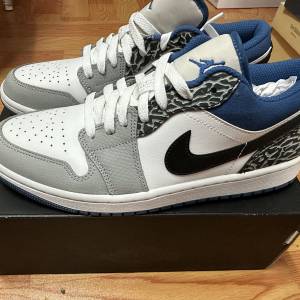 Nike Air Jordan 1 Low Light Smoke Grey and Dark Marina Blue US 8.5