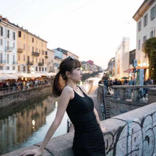 Uclopiahk 【氣質約會👧🏻】性價比高！有PAD!!修身開叉小黑裙