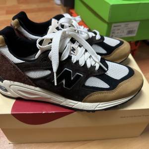 New Balance 990v2 MiUSA Season 2 Brown US 8.5