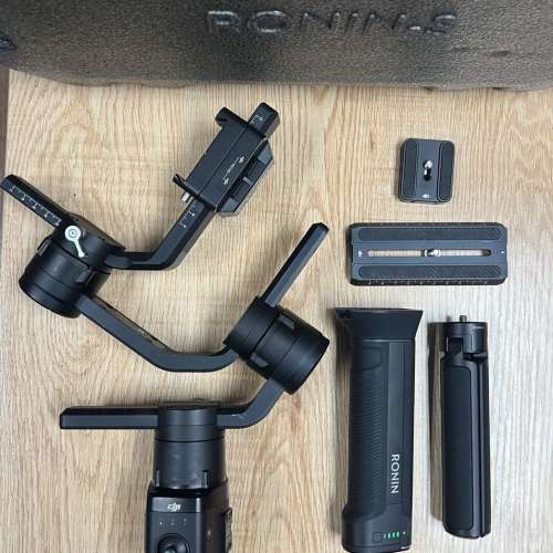 【Sell】 DJI Ronin-S Set + Dual Handle + Universal Mount