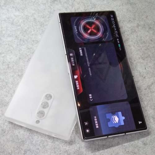 Nubia 紅魔 8pro,頂配版,國際rom,(16+512gb),98%新 .