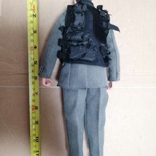 12" figure
