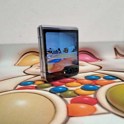 (荃灣實體店，接近全新flip 5) samsung galaxy Z flip 5/粉紫色 8gb/256gb