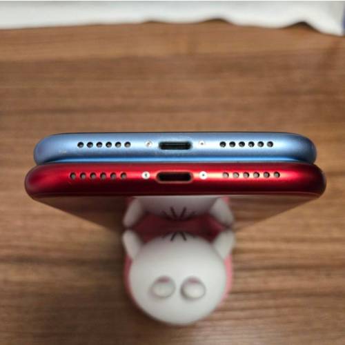 港行雙卡90%🔋以上 95新 iPhone XR 256GB 藍/紅色 7日保養 送多款配件(另有 iPhone...