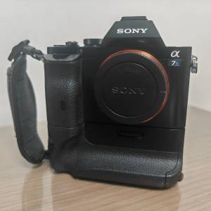 新淨 SONY A7S  跟原廠直倒手柄