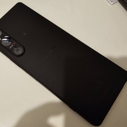 港行 Somy Xperia 1v 256GB 只購買一個月