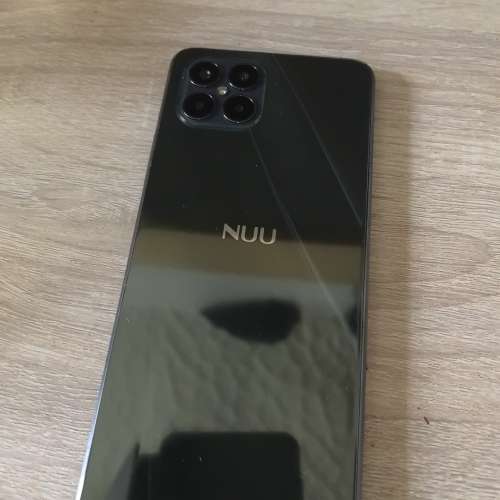 NUU B15 4+128 Double Sim Card