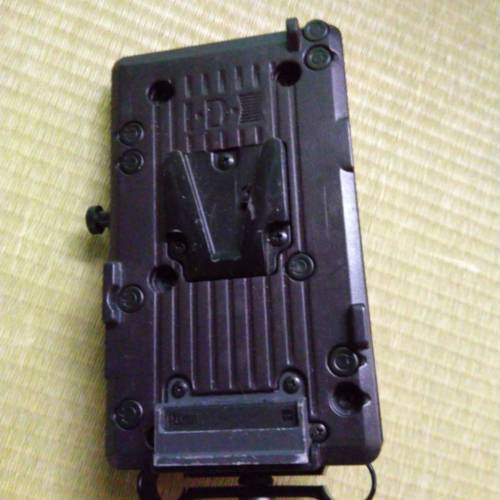 Tilta 鐵頭 v mount plate
