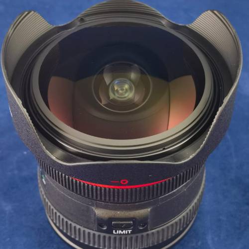 Canon EF 8-15mm F4L fisheye USM