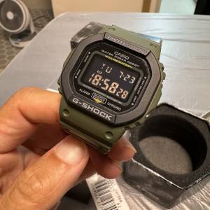 Casio G-Shock 軍綠色 DW-5610SU-3