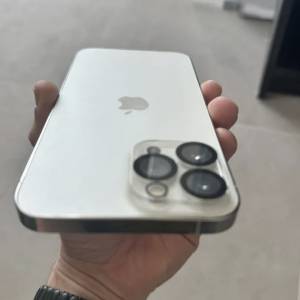 iPhone 13 pro max- 1TB- wechat ID: Fortmobile