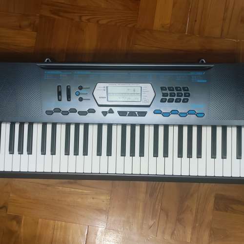 Casio CTK-2100 Portable 61-key 電子琴, 乾濕電亦可使用