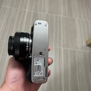 Fujifilm X-E3 銀色 + 15-45mm + ttartisab 27mm
