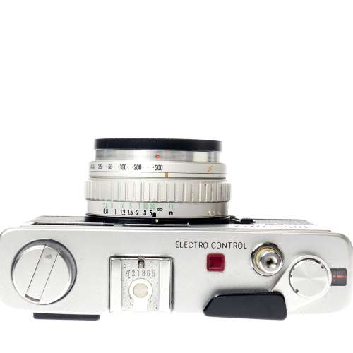 Minolta Hi-Matic E Rangefinder 35mm Film Camera with ROKKOR-QF 40mm f/1.7 Lens