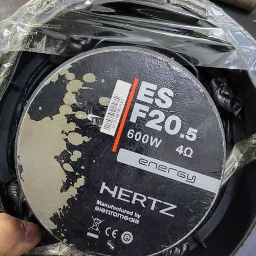 Hertz ES F20.5 8″ / 200 mm subwoofer