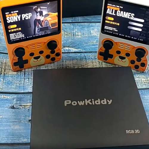 全新 Powkiddy RGB20S 便攜式復古遊戲機