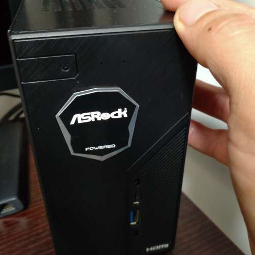 95%新Asrock DeskMini b660m主機i7 12700 24G ram 1tb sn850x