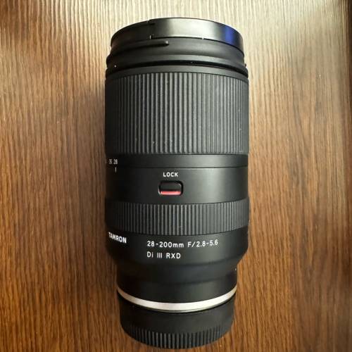 Tamron 28-200mm F2.8-5.6 （Sony E mount)