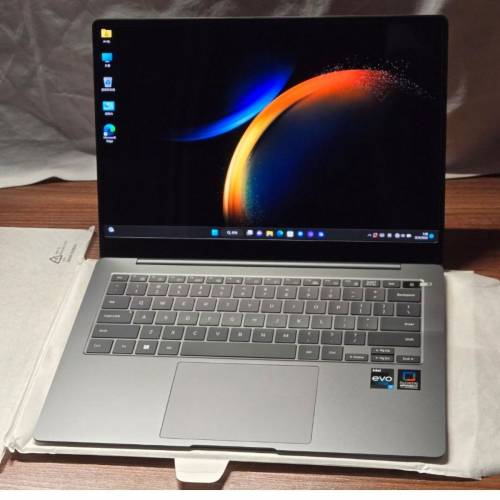 只開盒未用過 原廠保用至2025年6月中 Samsung Galaxy Book3 Pro 14"(i7 1360P 16GB...