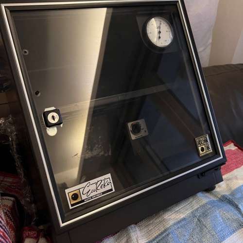 新淨全正常 Eureka 收藏家 HD-40G 30L 升 自動電子防潮箱 Dry Cabinet 2層 2 levels...